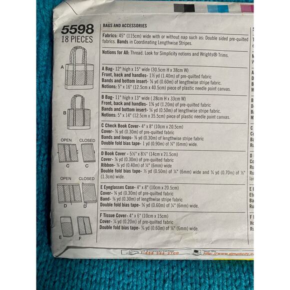 Simplicity Sewing pattern 5598 tote purse bag - Picture 4 of 5